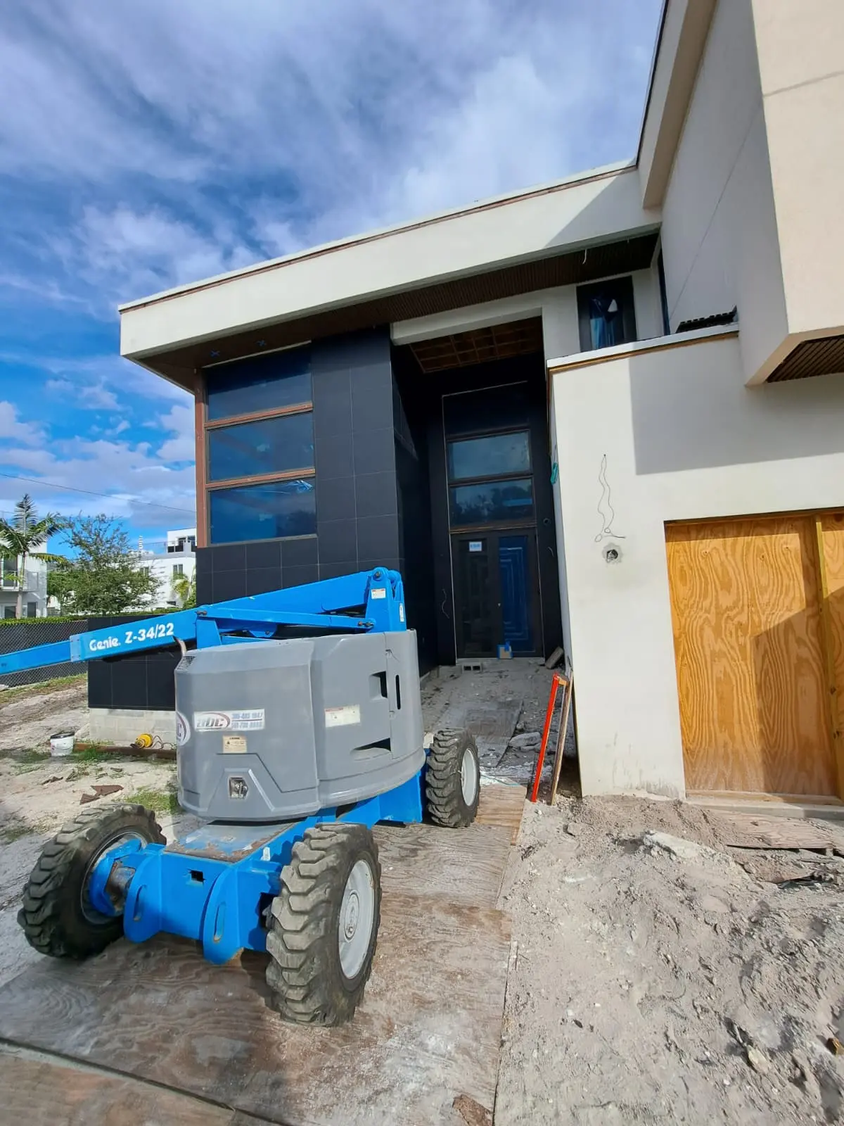 Exterior residential paint work South Florida